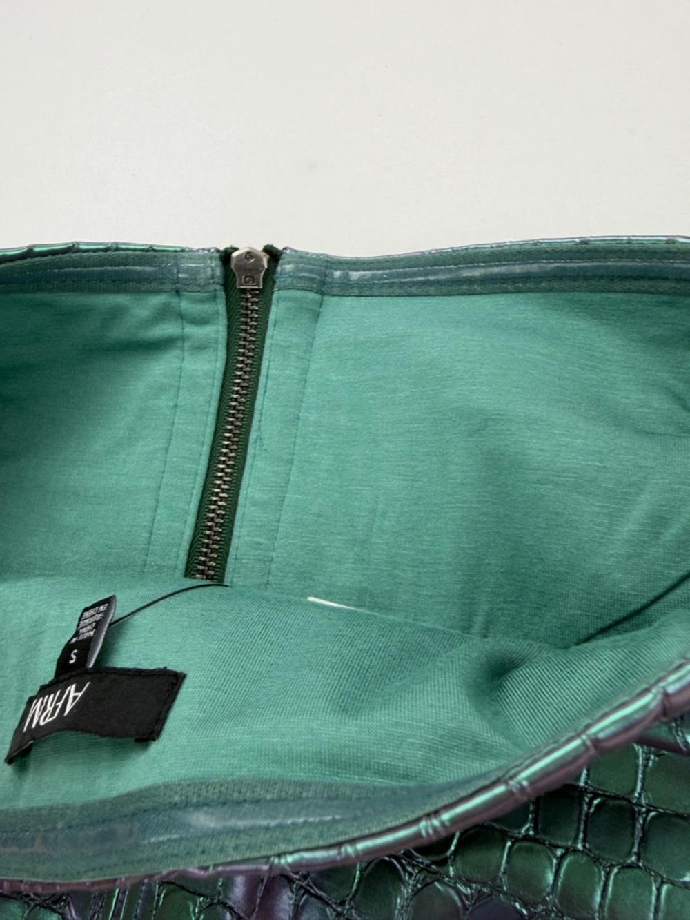 NEW AFRM 2 Piece Heston Croc Embossed Pants & Tube Top in Mermaid Iridescent - Picture 13 of 14
